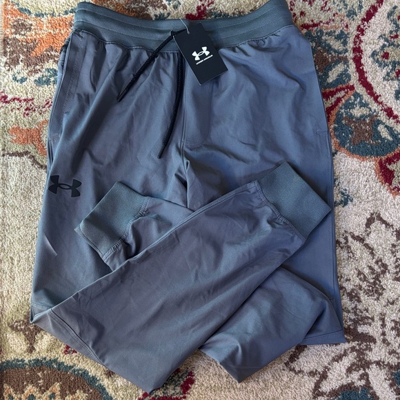 Under Armour Other - Under Armour Charcoal Athletic Pants